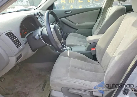 2010 Nissan Altima Base z USA, uszkodzony, nr VIN 1N4AL2AP5AN516156